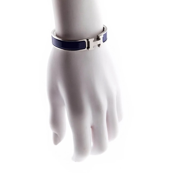 HERMES Clic H Bracelet in Silver and Navy Enamel PM - Picture 3 of 4